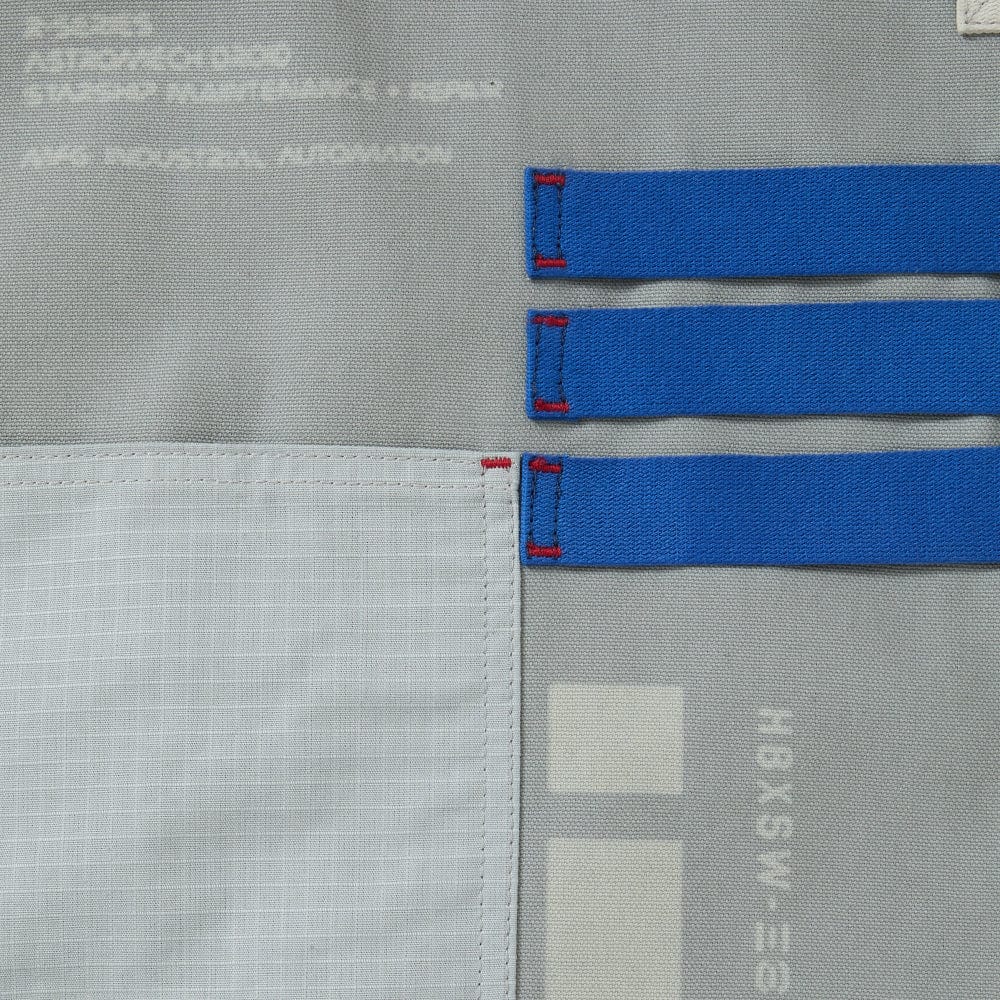 STAR WARS™ R2-D2 Essential Apron - Image 4