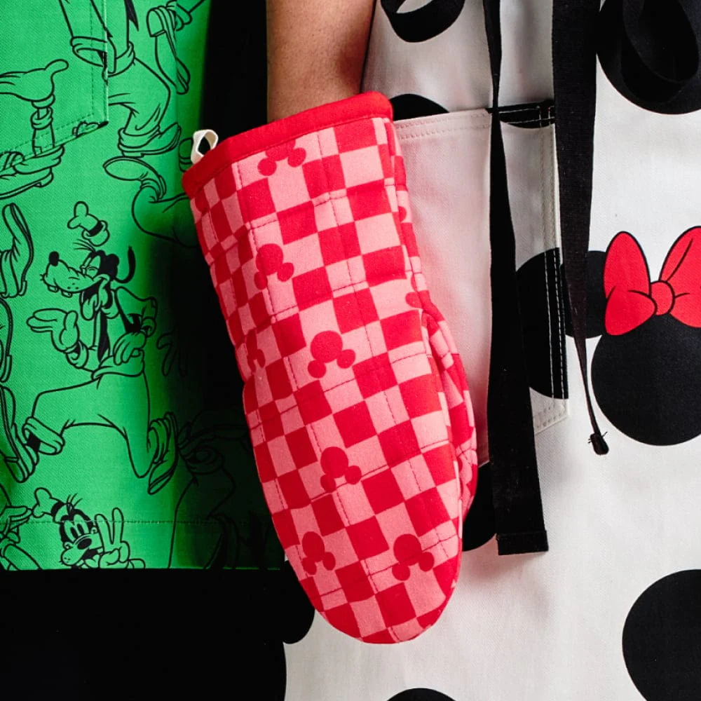 Strawberry Disney's Mickey Mouse Oven Mitts - Image 4