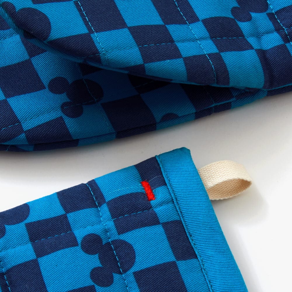 Ultramarine Disney's Mickey Mouse Oven Mitts - Image 3